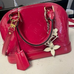 Louis Vuitton Crossbody Alma Bb Vernis Fuchsia Shoulder Bag AUTHENTIC